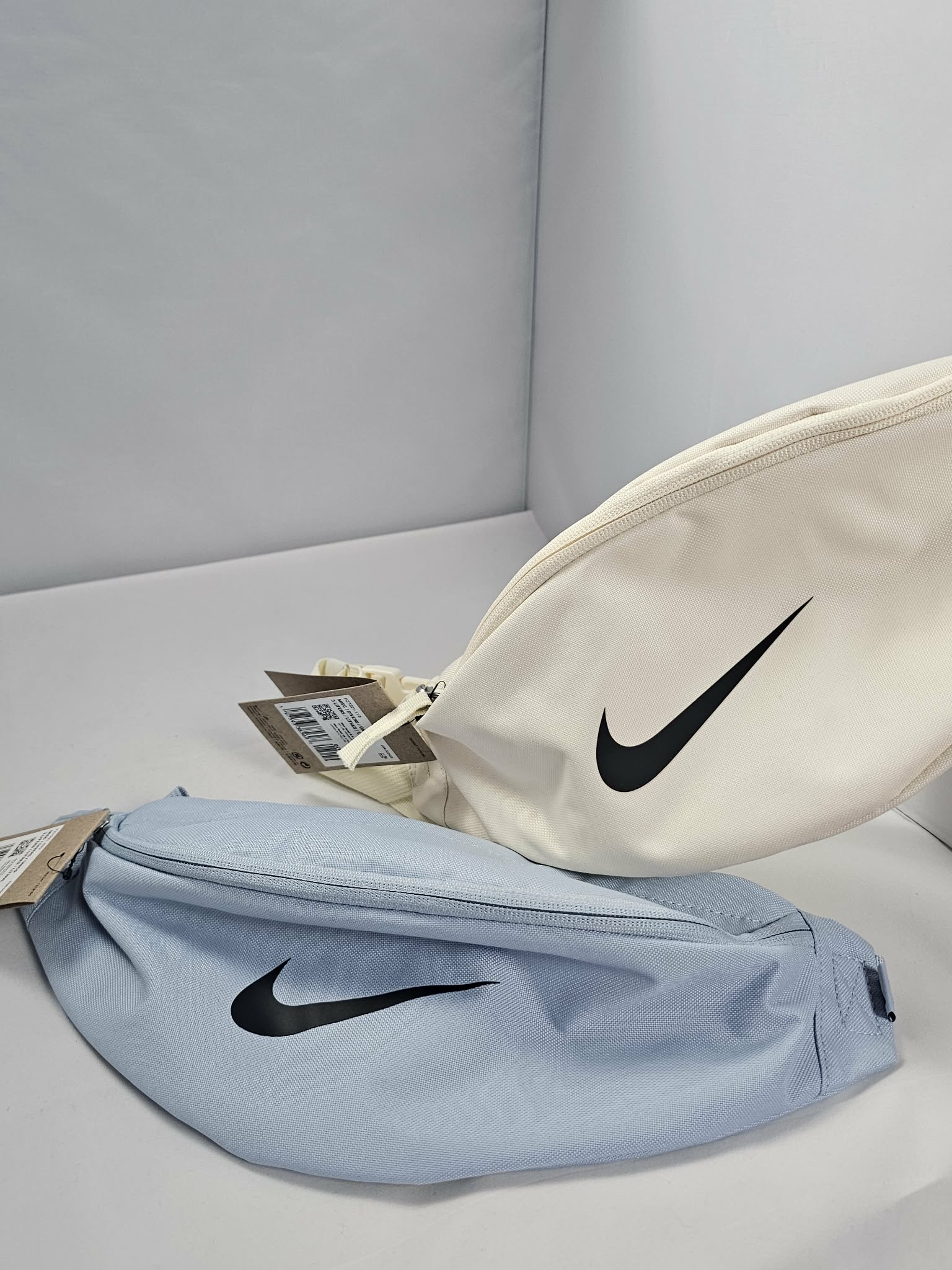Saszetka Nerka Nike Heritage 3L – Komfort i Styl AquaMagic Outlet