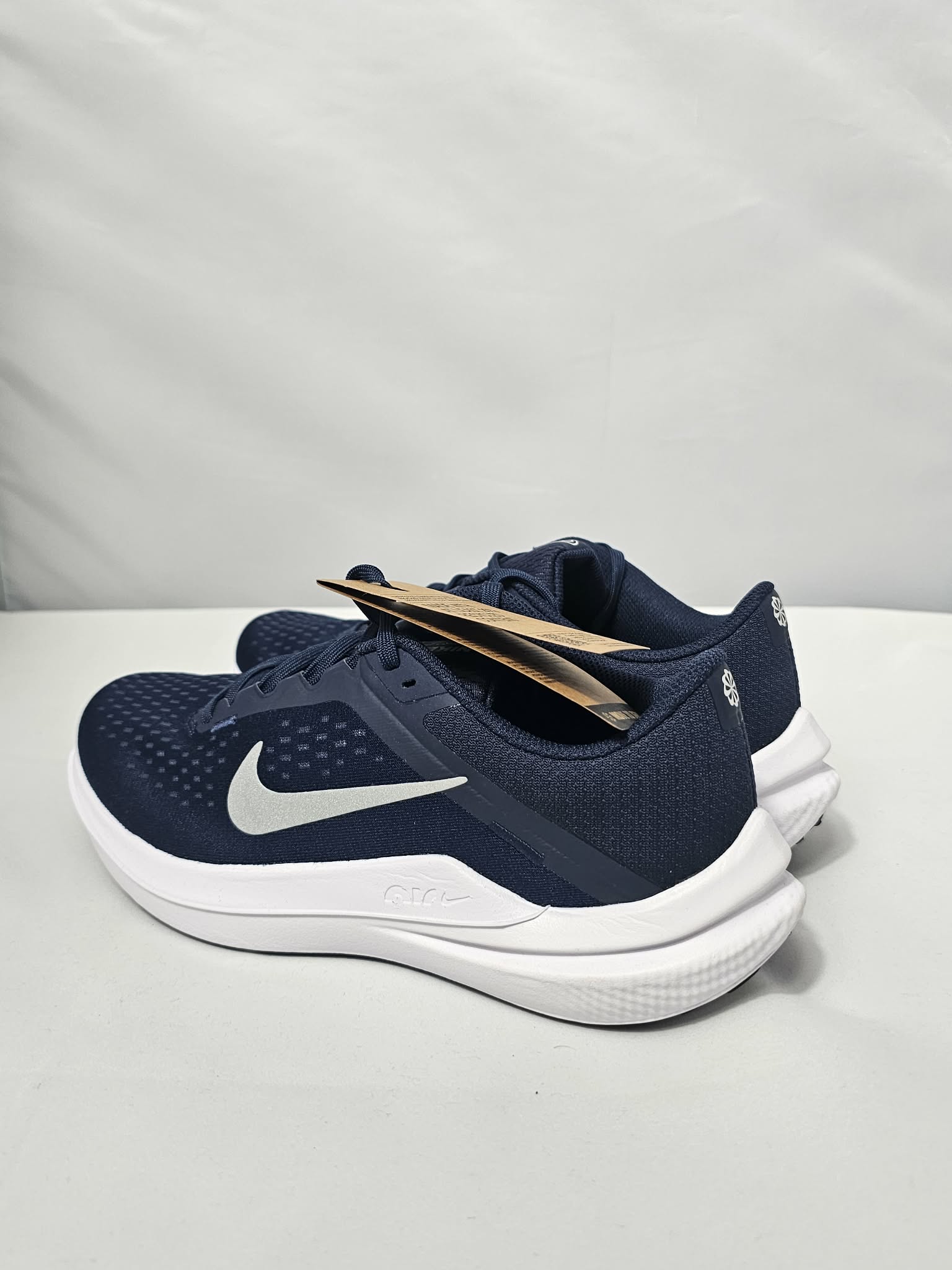 Nike Air Winflo 10 Granatowe Rozmiar 40 – Amortyzacja Air AquaMagic Outlet