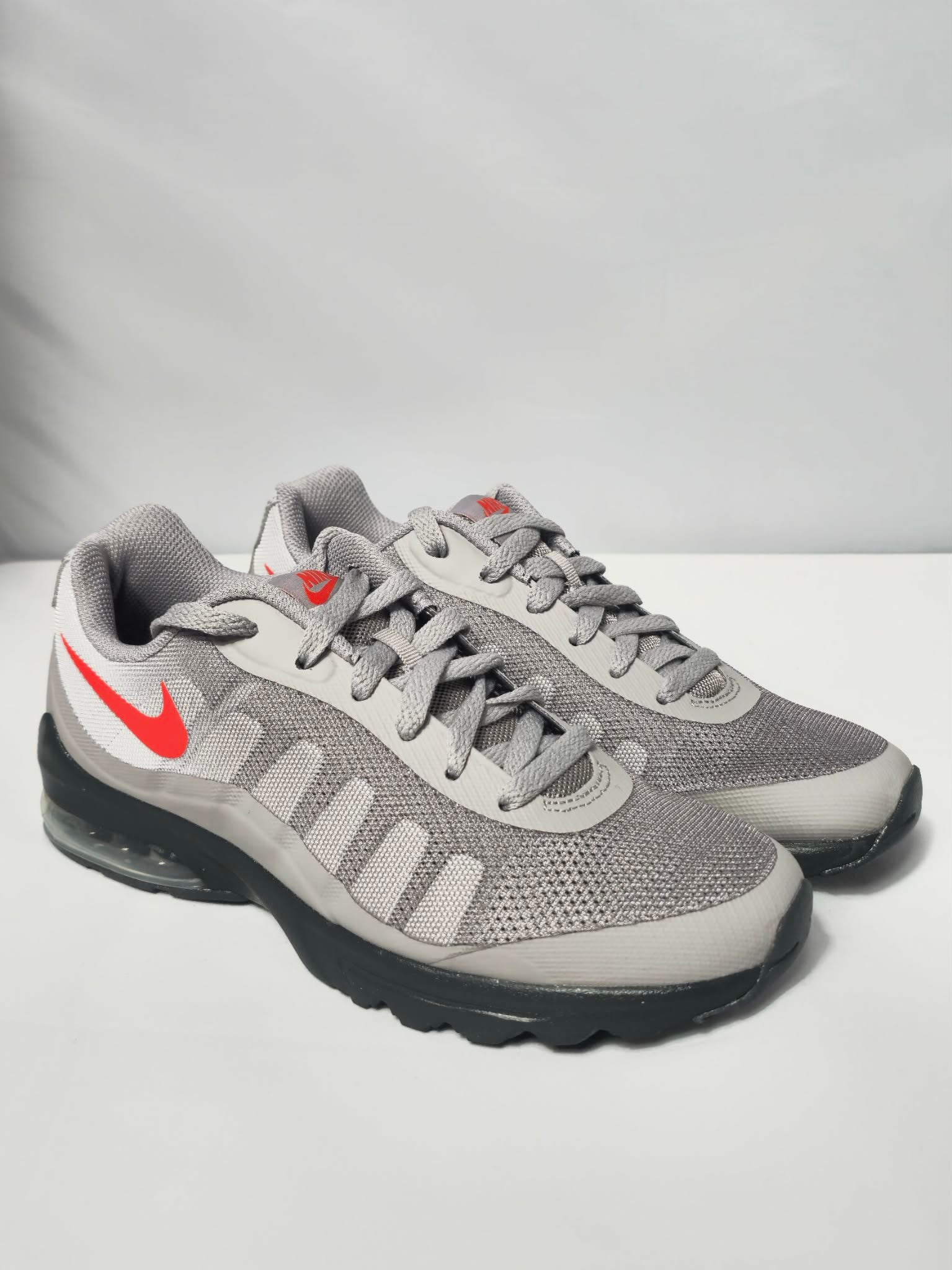 Nike Air Max Invigor Szare Rozmiar 40 – Kultowy Styl i Komfort AquaMagic Outlet