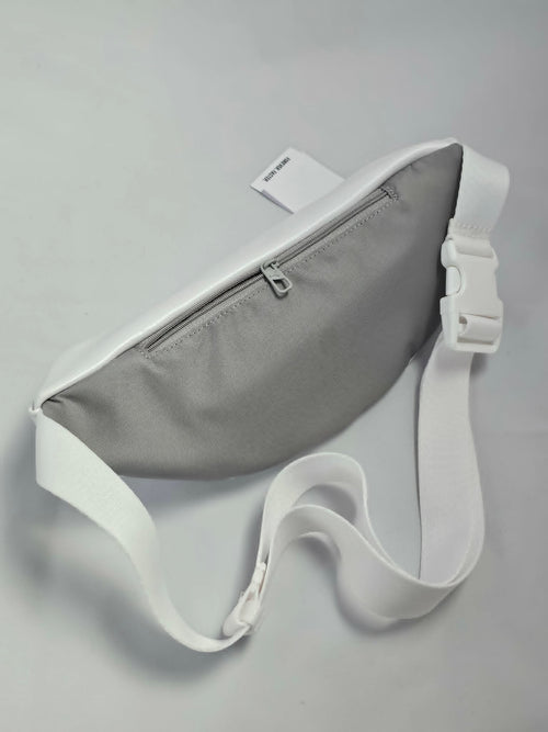 Biała Nerka Puma Saszetka Biodrowa | Srebrne Logo | Stylowa AquaMagic Outlet