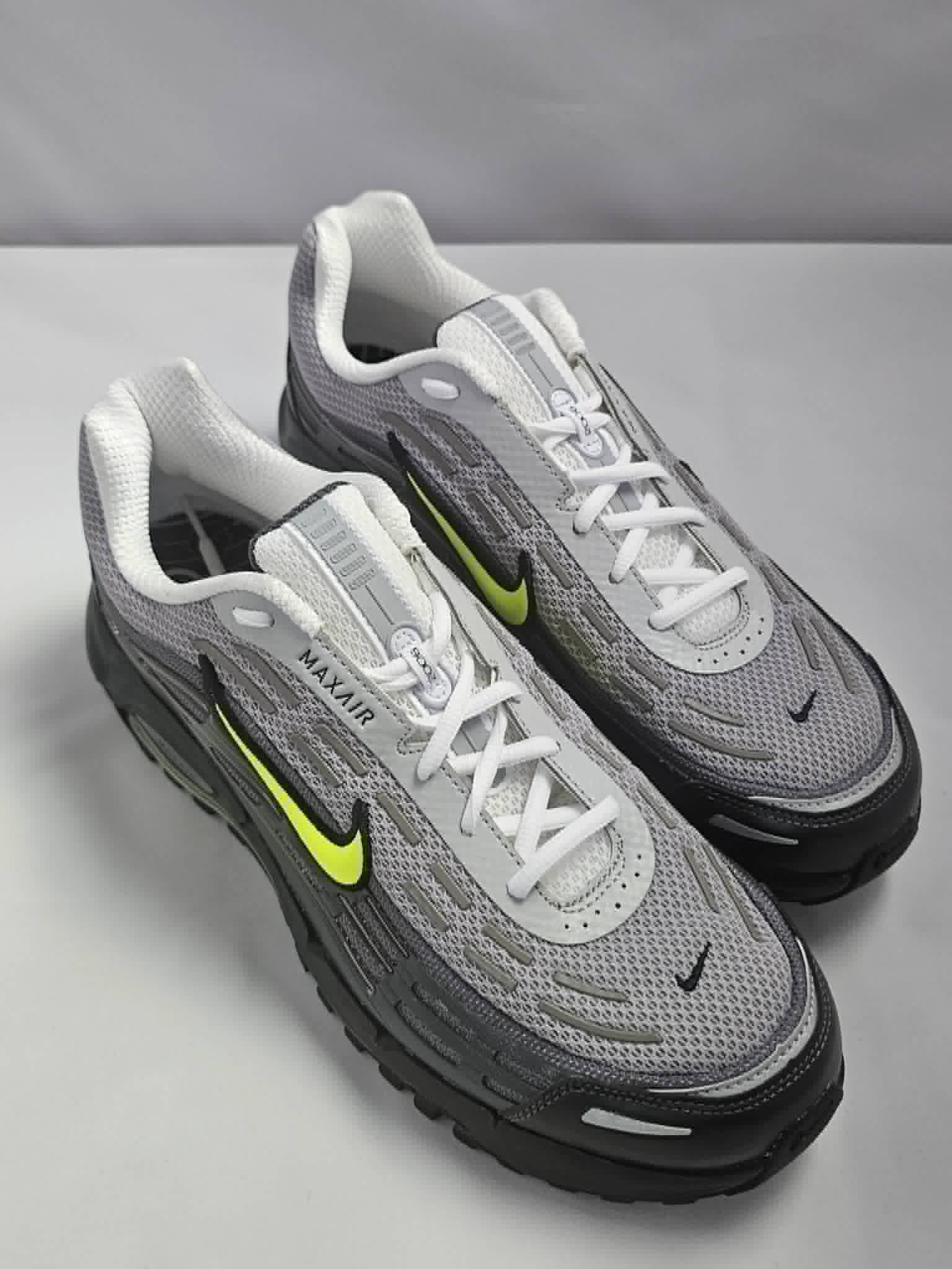Nike Air Max TL 2.5 neon yellow | Kultowe Sneakersy AquaMagic Outlet