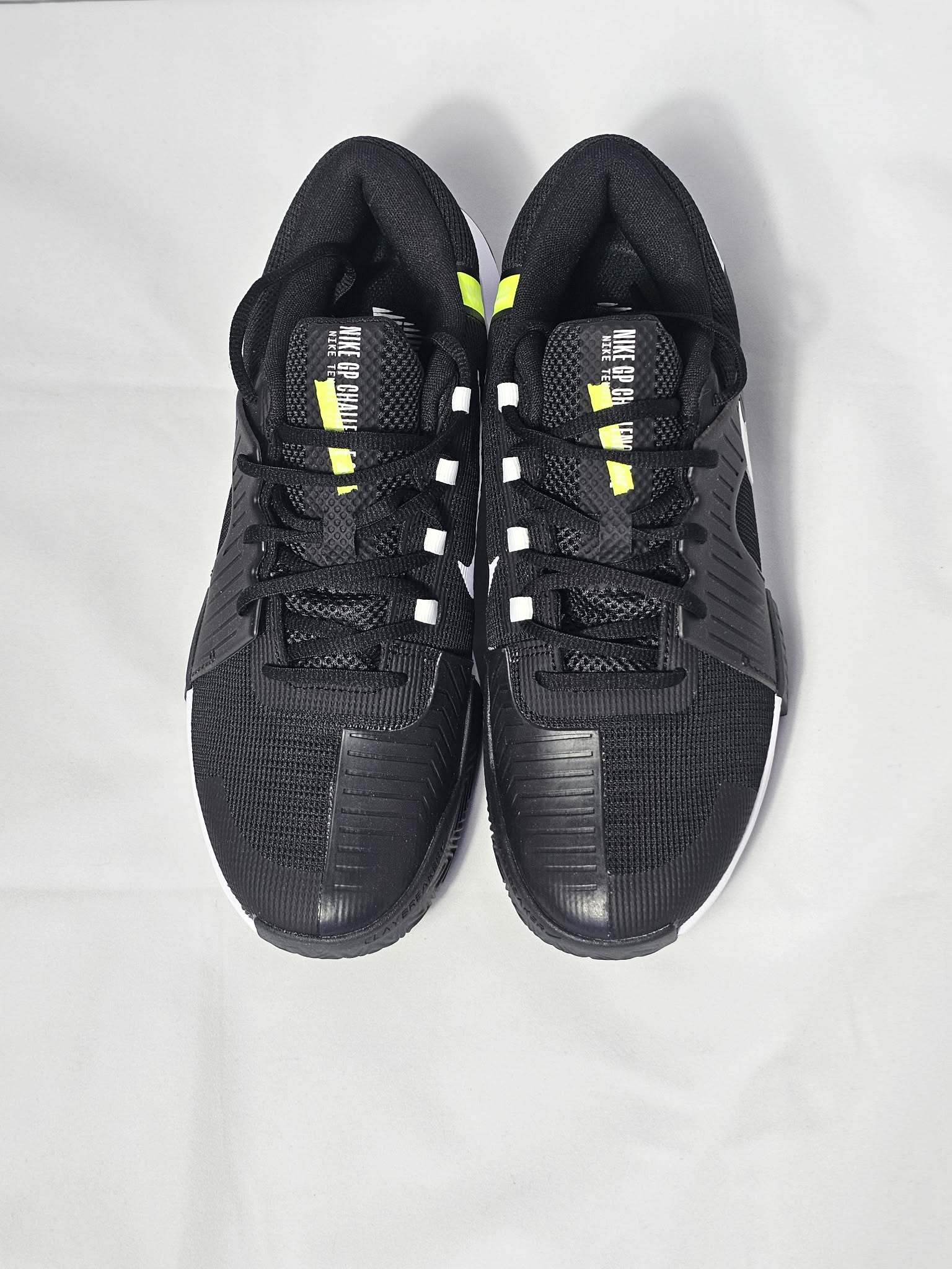 Nike GP Challenge 1 Rozmiar 40 – Profesjonalne Buty Tenisowe AquaMagic Outlet