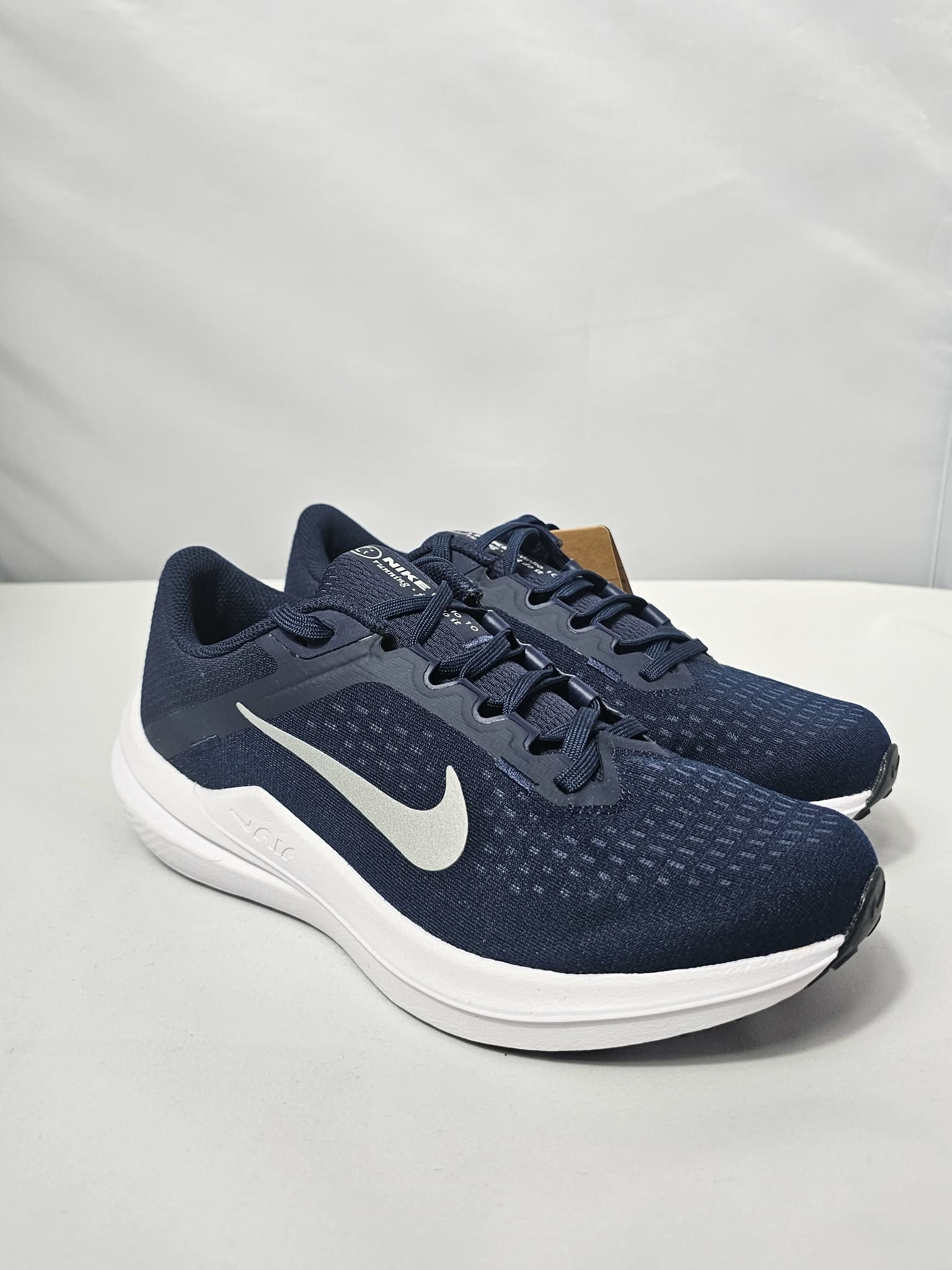 Nike Air Winflo 10 Granatowe Rozmiar 40 – Amortyzacja Air AquaMagic Outlet